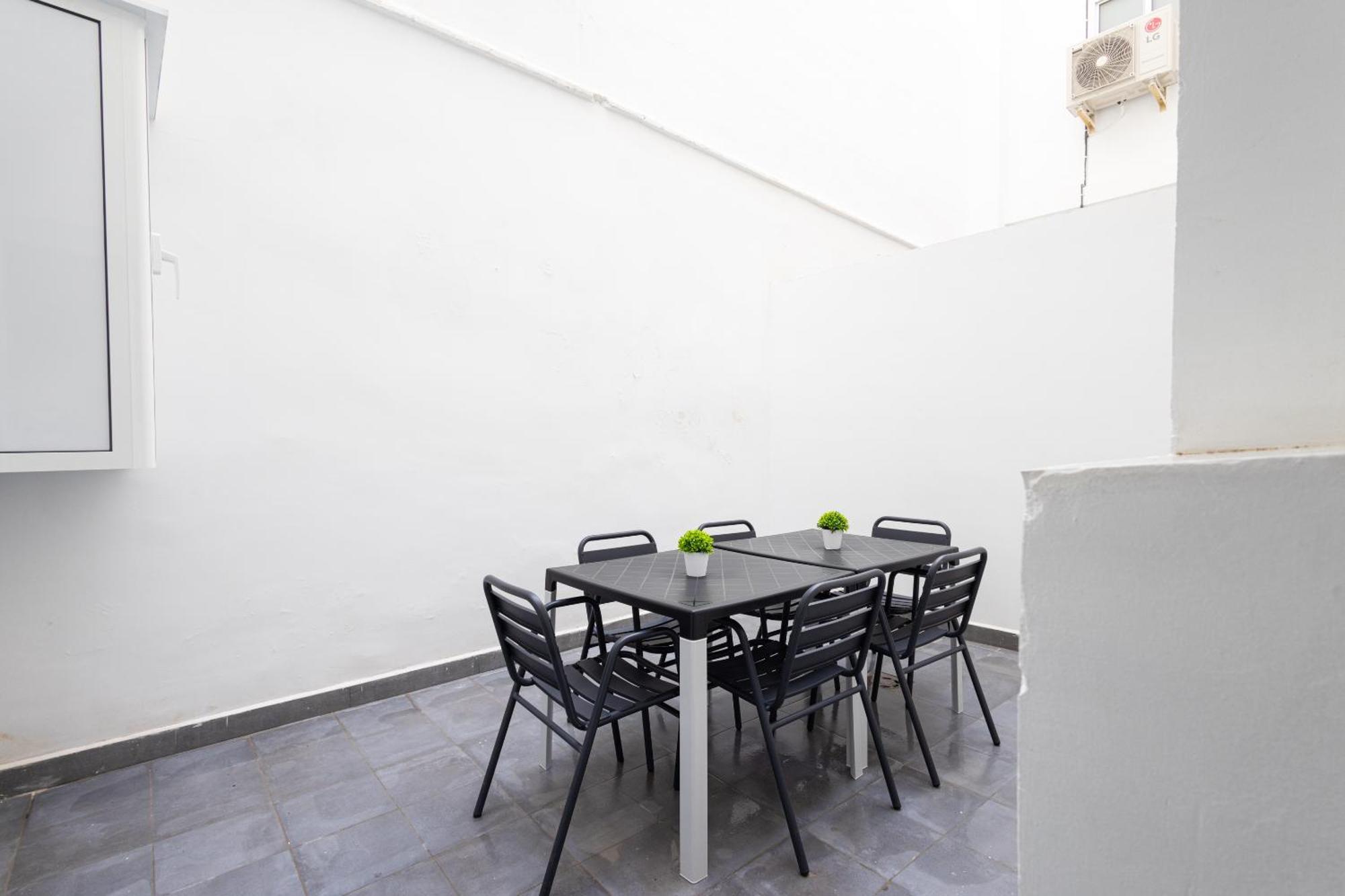 Florit Flats - The Patraix Apartments Valencia Exterior photo